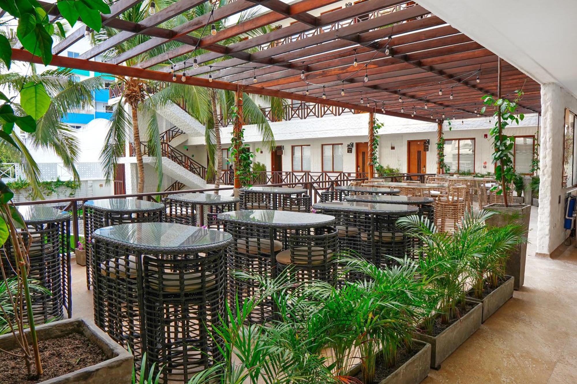 Karaya Dive Hotel *